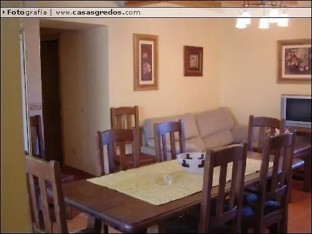Casa Rural Antiguo Ayuntamiento * Mengamunoz